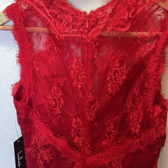Lulu’s Until We Meet Again Red Lace Embroidered Mini Dress Size Small NWT - Picture 8 of 10